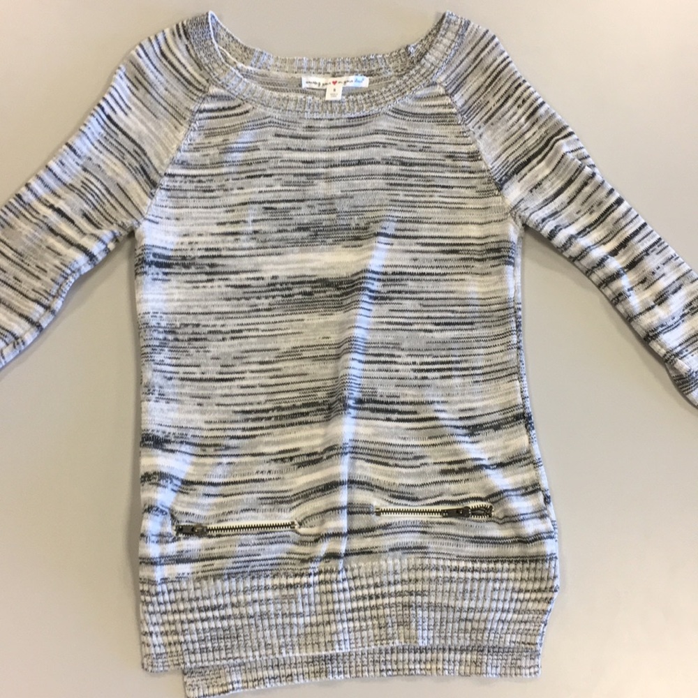 Grey and white small sweater